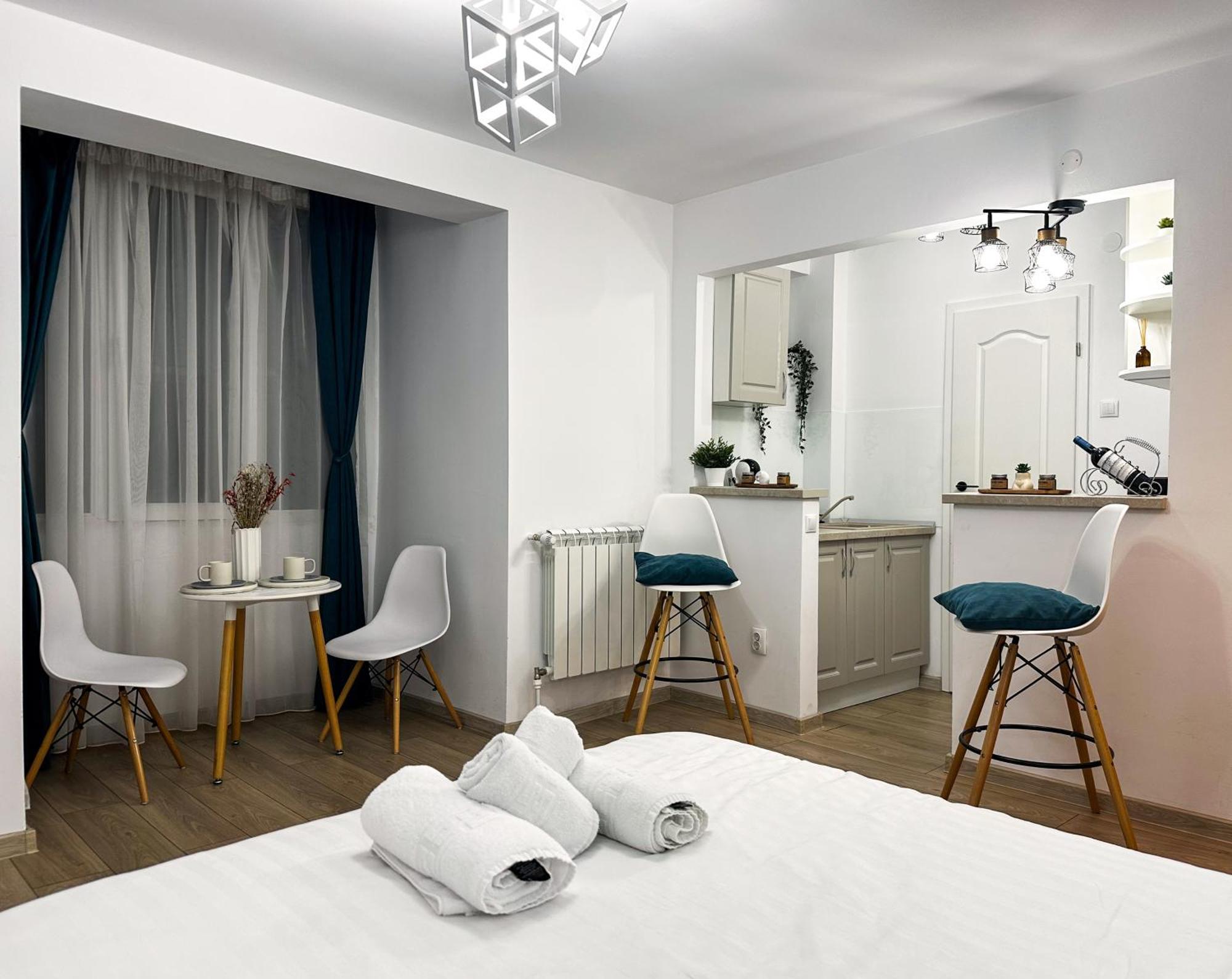 Superior One Bedroom Unirii Square בוקרשט